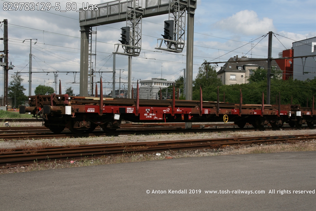 829783129-5_80_Uas.jpg